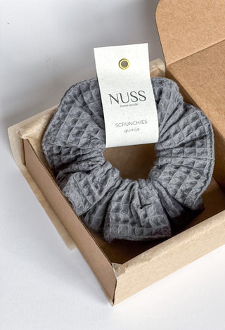 Pelēka matu gumija - scrunchie