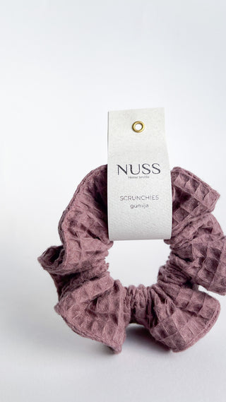 Plūmju krāsas matu gumija - scrunchie