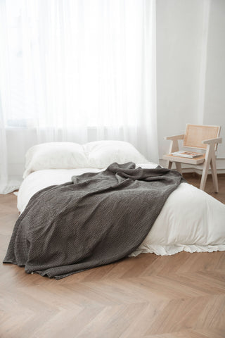 Lina–kokvilnas vafeļauduma gultas pārklājs