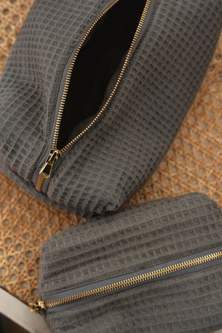 pelēki kosmētikas maki | gray cosmetics pouch